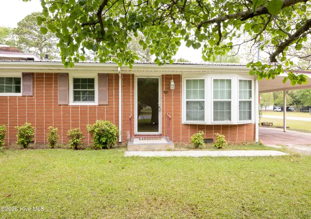 Homes for sale in Garland, NC | 321 N Church Ave, Garland, NC 28441 | MLS# 100566821