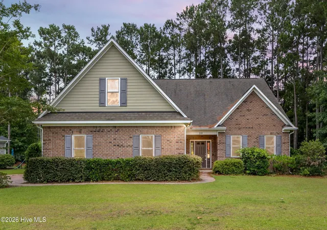Photo 1 of Single family home for sale at 330 Crown Pointe Dr, Hampstead, NC 28443 | MLS# 100585478 | Listing updated on 2026-07-23