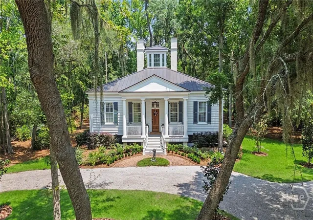 Photo 1 of Single family home for sale at 192 Myrtle Grv Ln, Richmond Hill, GA 31324 | MLS# SA361963 | Listing updated on 2026-09-03