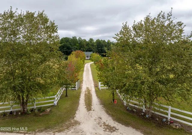 3rd image of 330 Boyd Ln, Cove City, NC 28523 | MLS# 100571168
