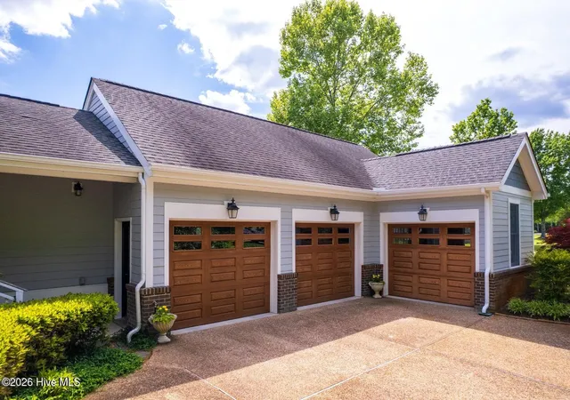 Photo 3 of Single family home for sale at 207 Megan Loop S, Hertford, NC 27944 | MLS# 100593070 | Listing updated on 2026-09-17