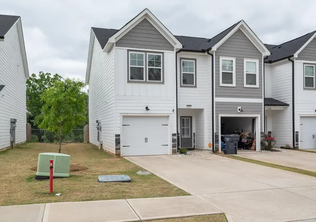 Homes for sale in Grovetown, GA | 1043 Linsmore Ave, Grovetown, GA 30813 | MLS# 98256890