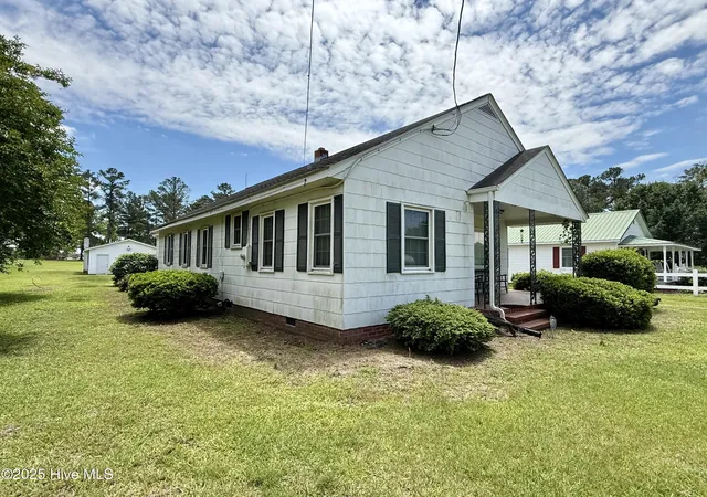 3rd image of 3773 Bear Grass Rd, Williamston, NC 27892 | MLS# 100506345