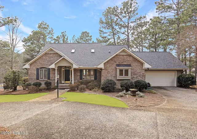 Homes for sale in West End, NC | 253 Devonshire Ave W, West End, NC 27376 | MLS# 100546669
