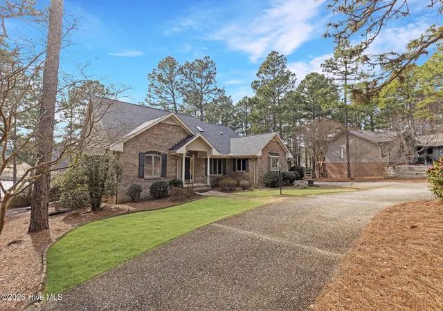 Homes for sale in West End, NC | 253 Devonshire Ave W, West End, NC 27376 | MLS# 100546669