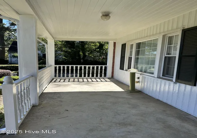 Homes for sale in Chadbourn, NC | 615 N Elm St, Chadbourn, NC 28431 | MLS# 100569729