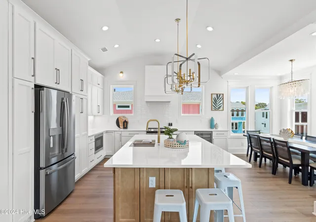 Photo 4 of Single family home for sale at 6603 E Oak Is Dr, Oak Island, NC 28465 | MLS# 100584829 | Listing updated on 2026-08-27