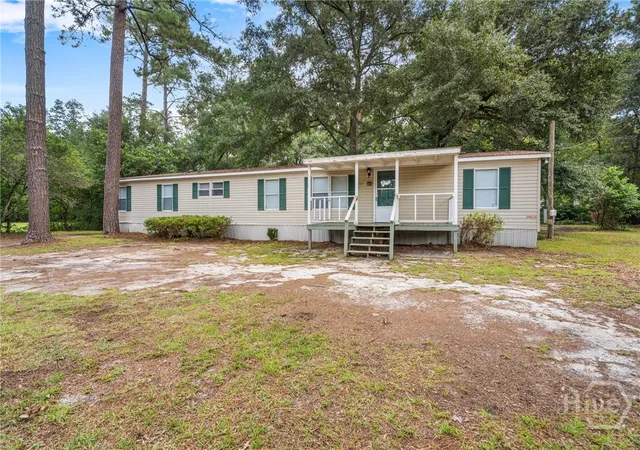 Photo 2 of Manufactured home for sale at 101 Brandi Ln, Guyton, GA 31312 | MLS# SA360625 | Listing updated on 2026-09-16