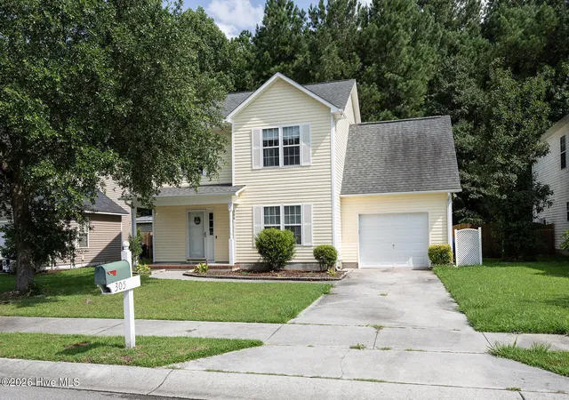 Photo 2 of Single family home for sale at 305 Providence Dr, Jacksonville, NC 28546 | MLS# 100593447 | Listing updated on 2026-09-09