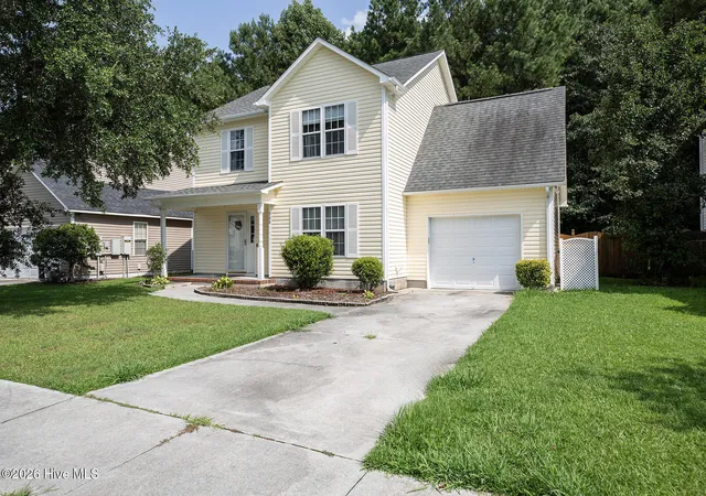 Photo 3 of Single family home for sale at 305 Providence Dr, Jacksonville, NC 28546 | MLS# 100593447 | Listing updated on 2026-09-09