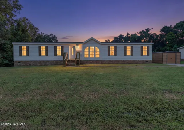 Manufactured home for sale at 1001 Ocracoke Ct, Jacksonville, NC 28546 | MLS# 100599973