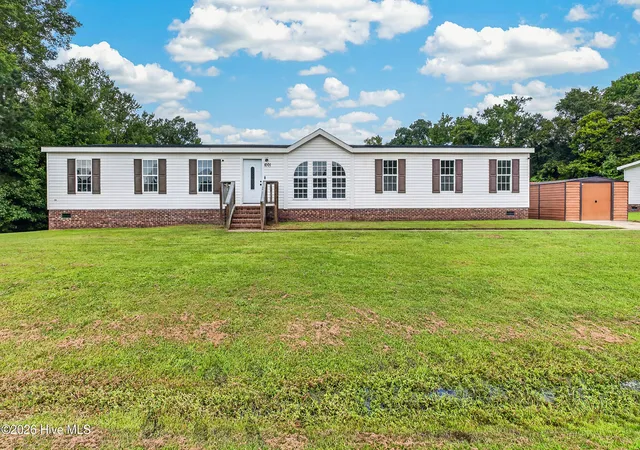 Photo 1 of Manufactured home for sale at 1001 Ocracoke Ct, Jacksonville, NC 28546 | MLS# 100599973 | Listing updated on 2026-09-03