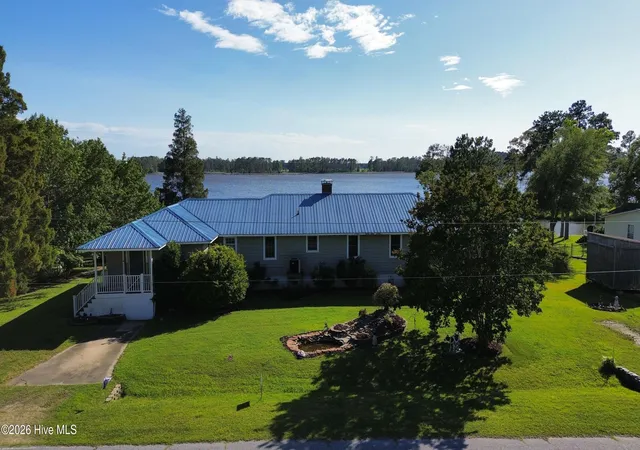 Homes for sale in Belhaven, NC | 835 Foreman Ln, Belhaven, NC 27810 | MLS# 100553129