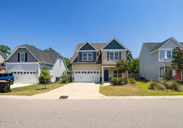 Photo 2 of Single family home for sale at 4637 Runaway Bay Ln, Wilmington, NC 28405 | MLS# 100587152 | Listing updated on 2026-09-13