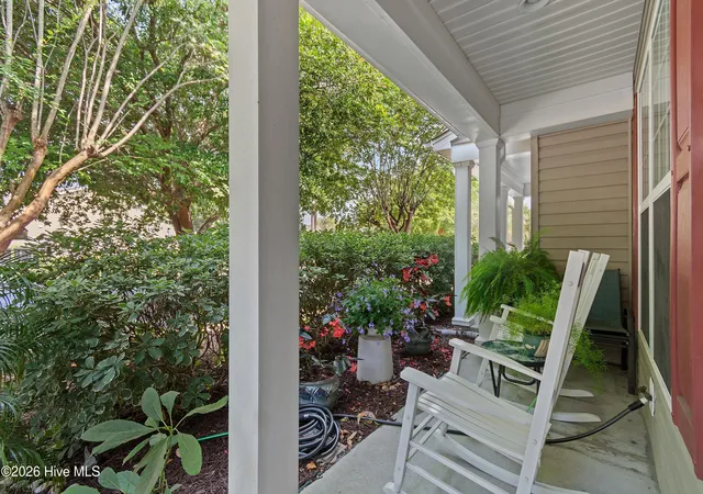 Photo 4 of Townhouse for sale at 5136 Elton Dr SE, Southport, NC 28461 | MLS# 100581014 | Listing updated on 2026-08-28
