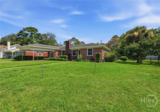 Homes for sale in Savannah, GA | 501 E 55th St, Savannah, GA 31405 | MLS# SA349529
