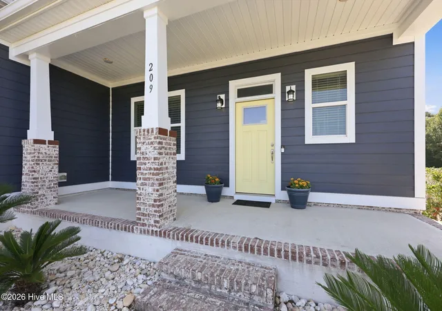 2nd image of 209 Bogue Carrier Ct, Newport, NC 28570 | MLS# 100581363