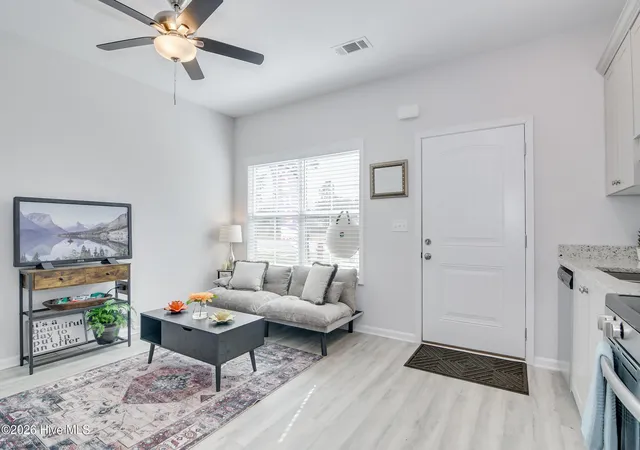 3rd image of 101 Constitution Circle #B, Washington, GA 30673 | MLS# 98252105