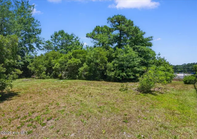Photo 4 of Manufactured home for sale at 216 Oak Grv Dr, Hampstead, NC 28443 | MLS# 100586006 | Listing updated on 2026-09-13