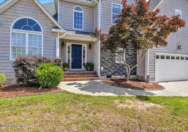 Photo 3 of Single family home for sale at 8704 Pinkerton Dr, Wilmington, NC 28411 | MLS# 100570302 | Listing updated on 2026-09-16