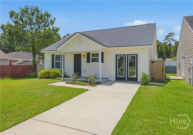 Homes for sale in Richmond Hill, GA | 650 Rushing St, Richmond Hill, GA 31324 | MLS# SA359934