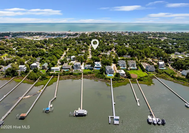 Land for sale at 311 Lamroc Dr, Emerald Isle, NC 28594 | MLS# 100595334