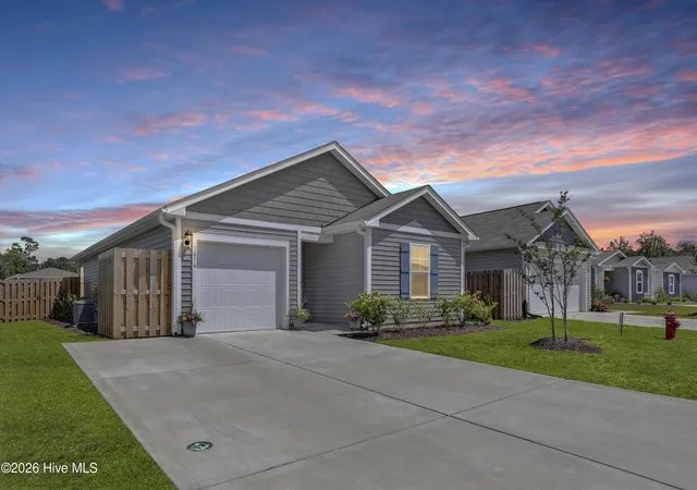 3rd image of 1014 Course Ln, Holly Ridge, NC 28445 | MLS# 100586272