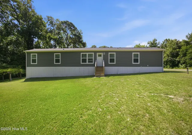 Manufactured home for sale at 425 Beckys Crk Rd, Hampstead, NC 28443 | MLS# 100586913