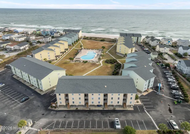 3rd image of 918 N New River Dr, Surf City, NC 28445