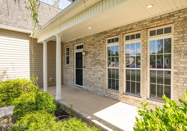 Photo 3 of Single family home for sale at 300 Walkens Woods Ln, Jacksonville, NC 28546 | MLS# 100577476 | Listing updated on 2026-10-02