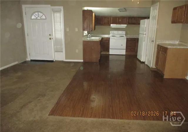 Homes for sale in Hinesville, GA | 119 Cherokee Cir, Hinesville, GA 31313 | MLS# SA351019