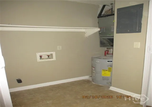 Homes for sale in Hinesville, GA | 119 Cherokee Cir, Hinesville, GA 31313 | MLS# SA351019