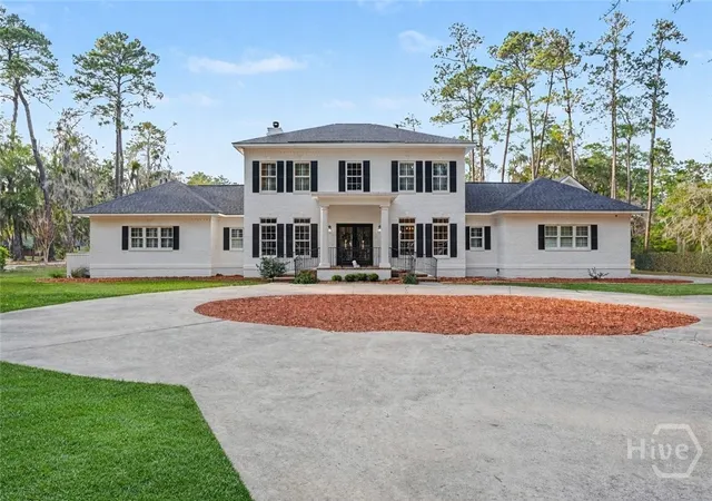 Photo 2 of Single family home for sale at 210 Green Is Rd, Savannah, GA 31411 | MLS# SA349684 | Listing updated on 2026-08-17