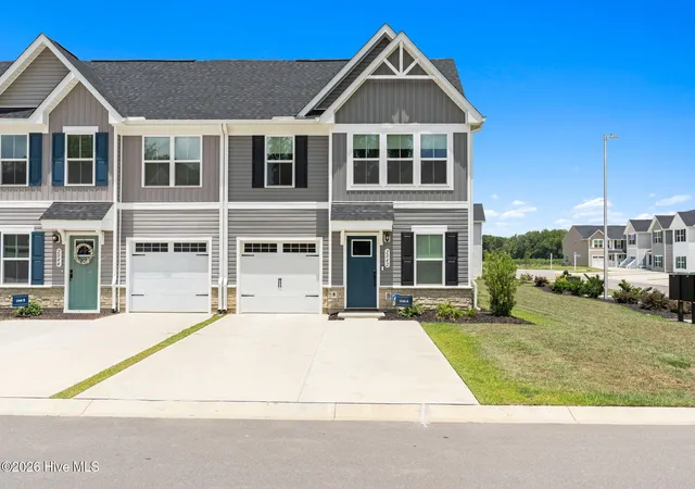 Photo 1 of Townhouse for sale at 2042 Parow Ln Nw, Calabash, NC 28467 | MLS# 100585681 | Listing updated on 2026-09-14