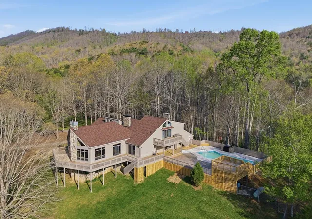 Homes for sale in Brasstown, NC | 853 Caler Rd, Brasstown, NC 28902 | MLS# 98544308