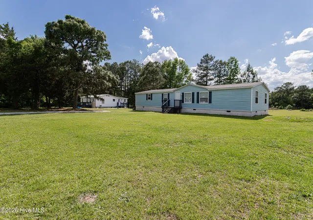 Photo 4 of Manufactured home for sale at 122 Woodbrook Dr, Midway Park, NC 28544 | MLS# 100582574 | Listing updated on 2026-08-18