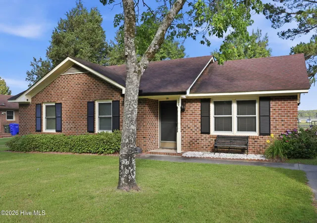 Homes for sale in Greenville, NC | 116 E Catawba Rd, Greenville, NC 27834 | MLS# 100576573