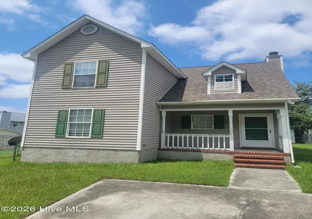 Photo 1 of Single family home for sale at 224 Hemlock Dr, Jacksonville, NC 28546 | MLS# 100593769 | Listing updated on 2026-08-28