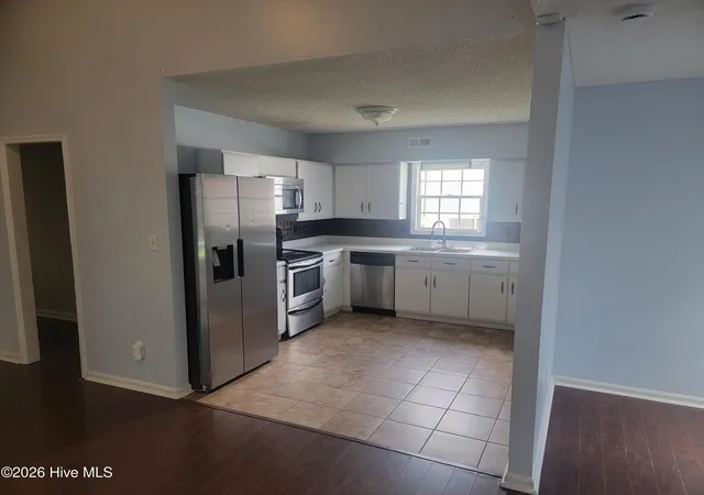 Photo 4 of Single family home for sale at 224 Hemlock Dr, Jacksonville, NC 28546 | MLS# 100593769 | Listing updated on 2026-08-28
