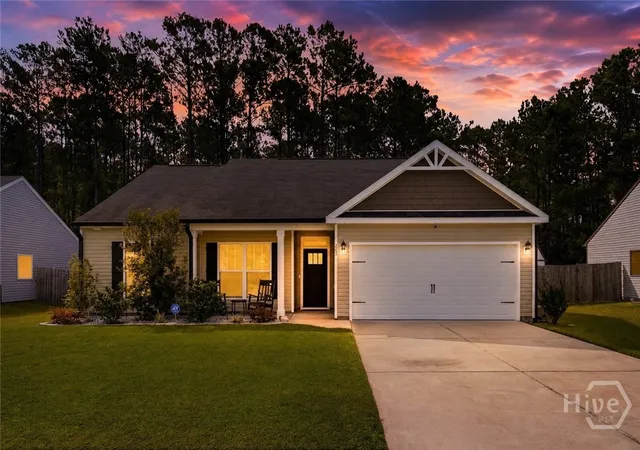 Homes for sale in Guyton, GA | 203 Timberlake Dr, Guyton, GA 31312 | MLS# SA359916