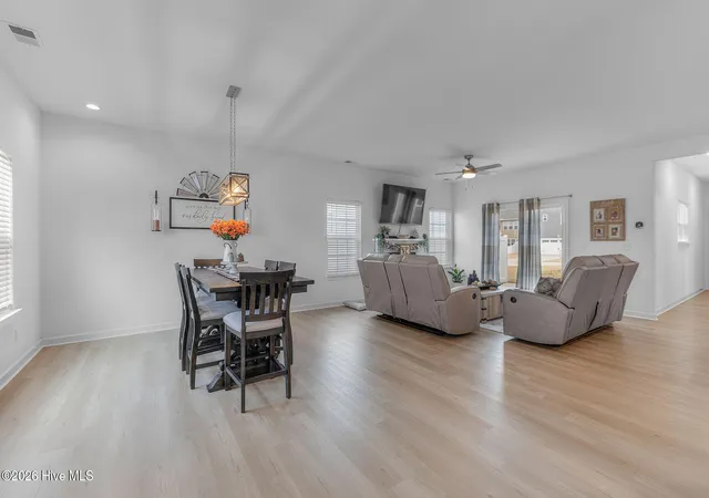 3rd image of 119 Iris Cir, Moyock, NC 27958 | MLS# 100558628