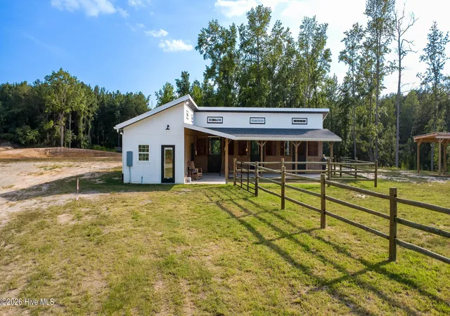 Photo 3 of Single family home for sale at 820 Saint Pauls Dr, Raeford, NC 28376 | MLS# 100590824 | Listing updated on 2026-09-12