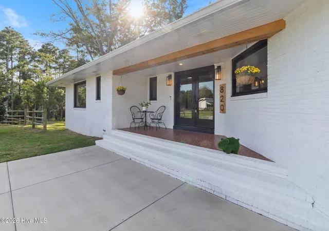 Photo 3 of Single family home for sale at 820 Saint Pauls Dr, Raeford, NC 28376 | MLS# 100590824 | Listing updated on 2026-10-20