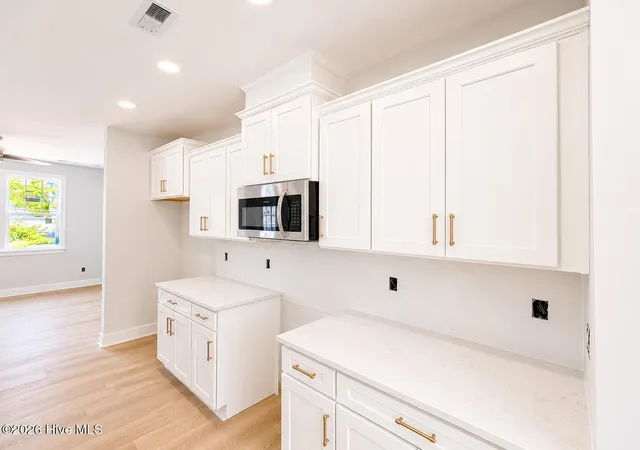 Photo 3 of Townhouse for sale at 516 Mcrae St #102, Wilmington, NC 28401 | MLS# 100588872 | Listing updated on 2026-09-10