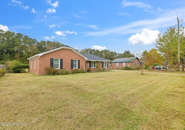 Homes for sale in Wilmington, NC | 805 Spring Valley Rd, Wilmington, NC 28405 | MLS# 100586698