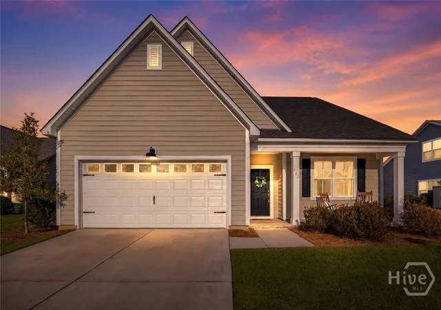 Photo 1 of Single family home for sale at 102 Oakdene Rd, Pooler, GA 31322 | MLS# SA355006 | Listing updated on 2026-10-01