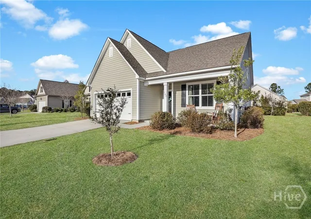 Photo 3 of Single family home for sale at 102 Oakdene Rd, Pooler, GA 31322 | MLS# SA355006 | Listing updated on 2026-10-01