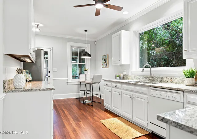 Photo 3 of Single family home for sale at 206 Keaton Ave, Wilmington, NC 28403 | MLS# 100589531 | Listing updated on 2026-09-30