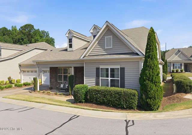 Photo 2 of Townhouse for sale at 14 W Milan Ct, Clayton, NC 27527 | MLS# 100581692 | Listing updated on 2026-06-15