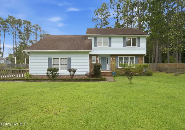 Photo 2 of Single family home for sale at 10017 N Olde Towne Wynd Se, Belville, NC 28451 | MLS# 100600148 | Listing updated on 2026-09-10